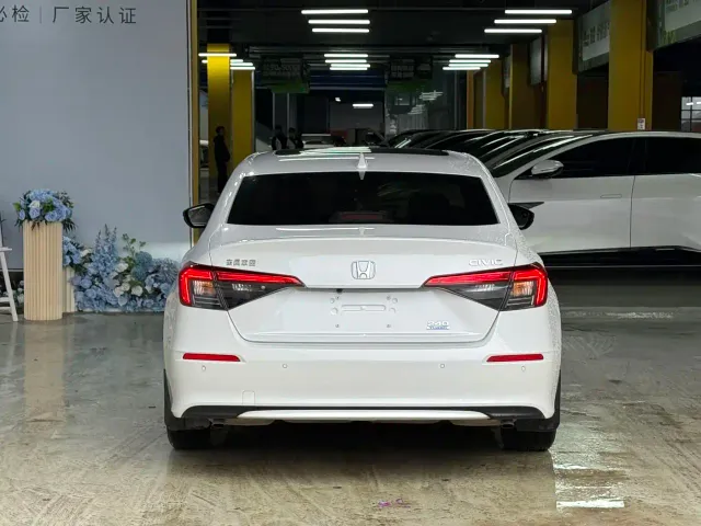 Honda Civic — Фото автомобиля 6