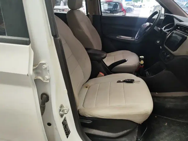 Wuling Hongguang — Фото автомобиля 24