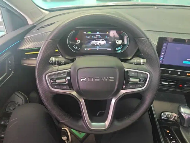 Roewe i5 — Фото автомобиля 10