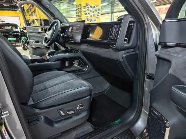 BYD FangChengBao Leopard 5 — Фото автомобиля 10