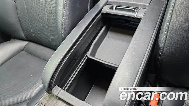 Toyota Highlander — Фото автомобиля 30