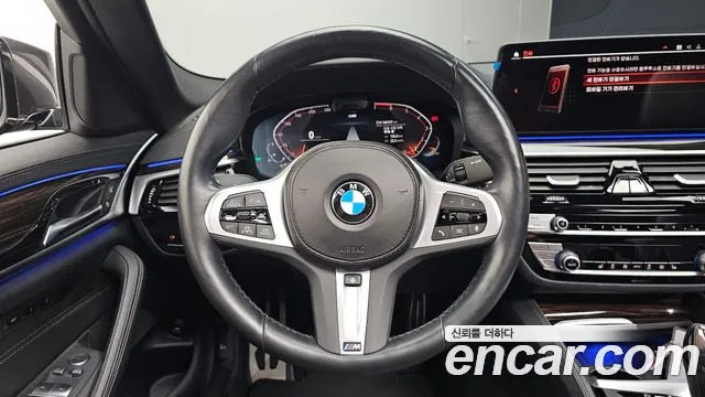 BMW 5 Series G30 — Фото автомобиля 13