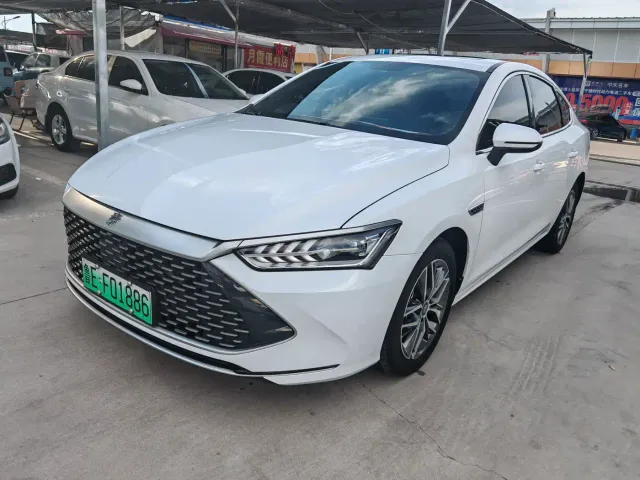 Фотография автомобиля — BYD Qin PLUS
