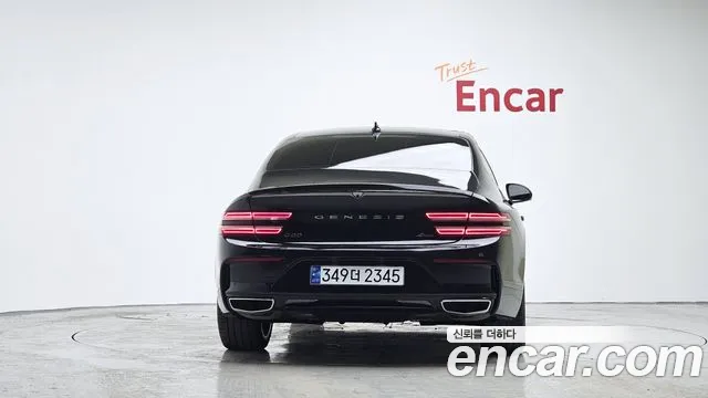 Genesis G80 Бензин 3.5 турбо AWD — Фото автомобиля 4