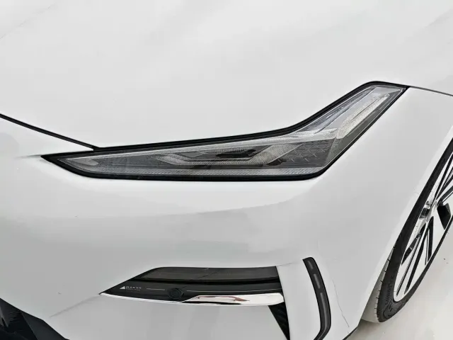 Geely Galaxy Galaxy E8 2024 550km RWD MAX — Фото автомобиля 20
