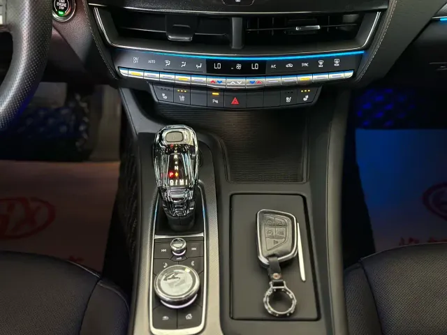 Cadillac CT5 — Фото автомобиля 8