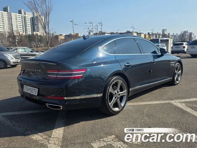 Genesis G80 Бензин 2.5 турбо 2WD — Фото автомобиля 2