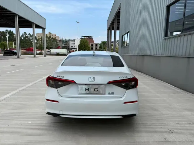 Honda Civic — Фото автомобиля 4