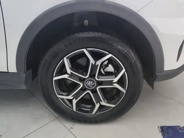 BYD Yuan Pro — Фото автомобиля 6