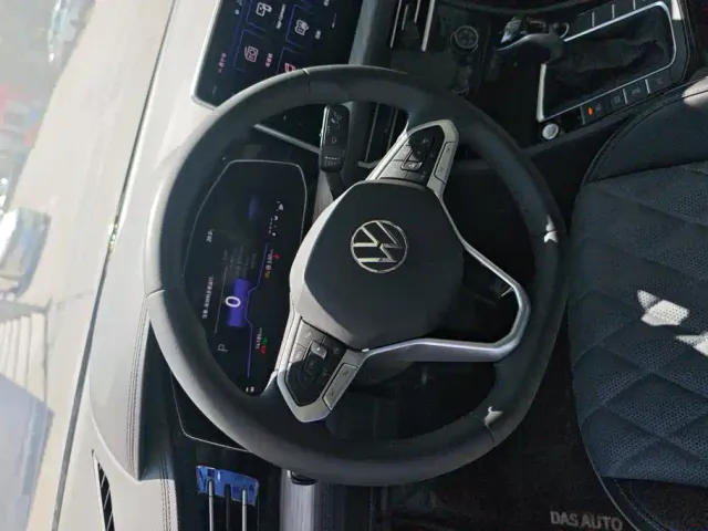 Volkswagen Sagitar — Фото автомобиля 15