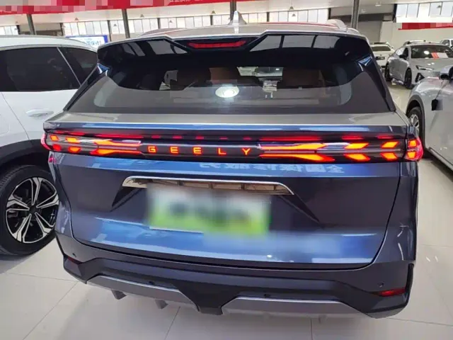 Geely Galaxy L7 — Фото автомобиля 5