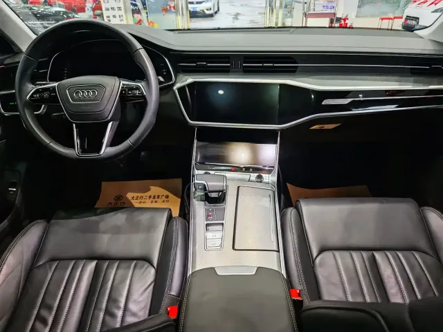 Audi A6L — Фото автомобиля 9