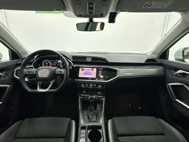 Audi Q3 — Фото автомобиля 12