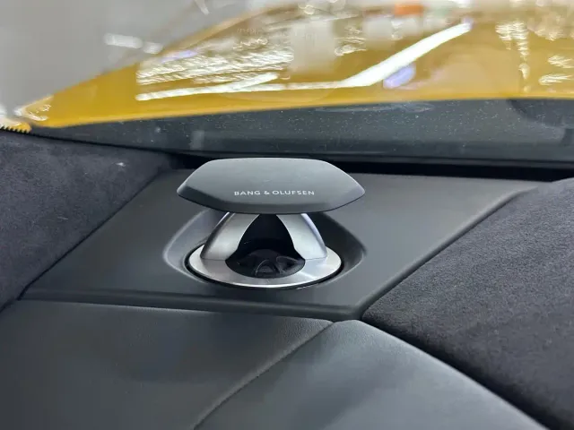 Lamborghini Urus — Фото автомобиля 17