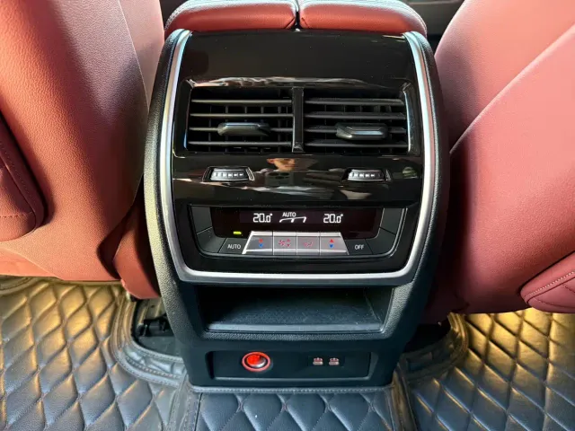 BMW X5 — Фото автомобиля 10