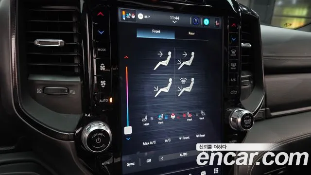 Dodge Ram — Фото автомобиля 17