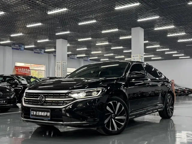 Фотография автомобиля — Volkswagen Passat