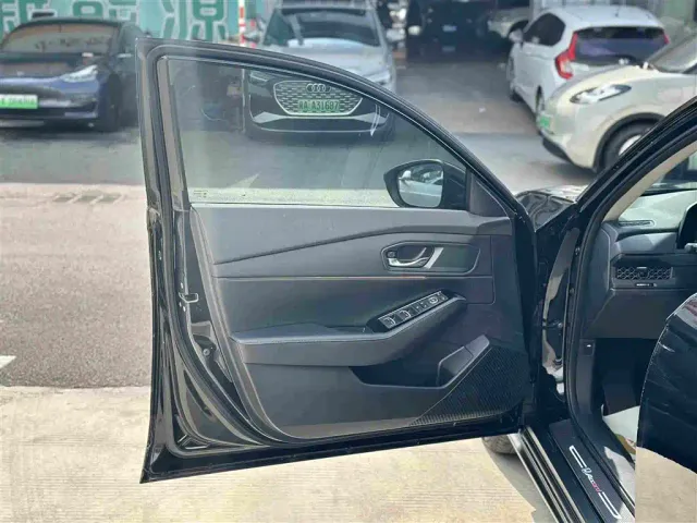 Honda Accord — Фото автомобиля 5