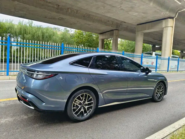 BYD Seal — Фото автомобиля 7