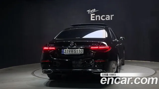 Mercedes-Benz S-Class — Фото автомобиля 4