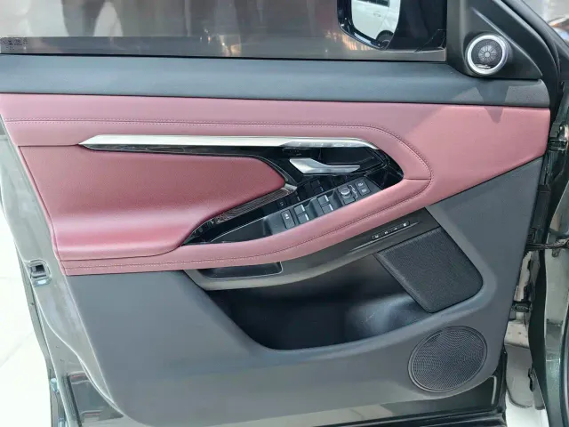 Land Rover Range Rover Evoque — Фото автомобиля 9
