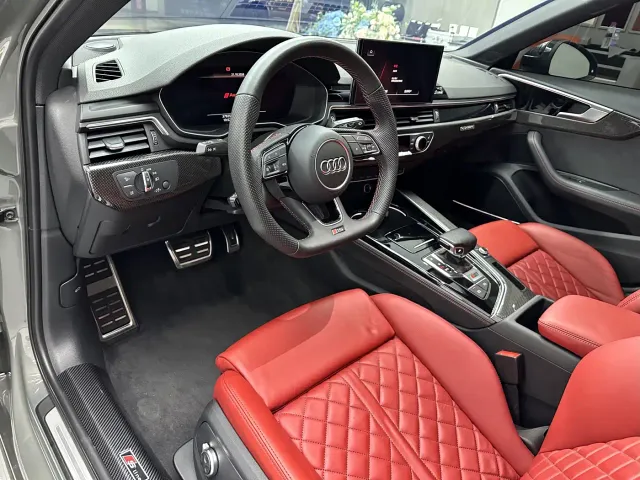 Audi S4 — Фото автомобиля 6