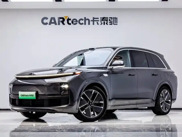 Li Auto L8 — Фото автомобиля 2
