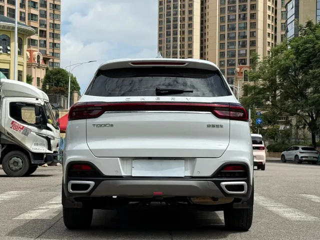 Chery Tiggo 8 — Фото автомобиля 6
