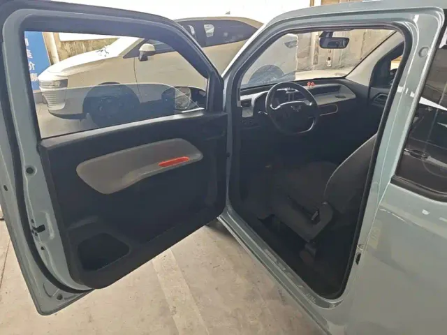 Wuling Hongguang Mini EV — Фото автомобиля 15