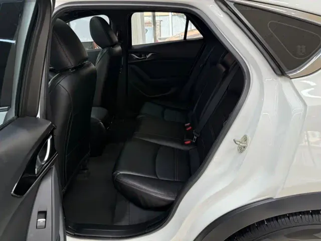 Mazda CX-4 — Фото автомобиля 18