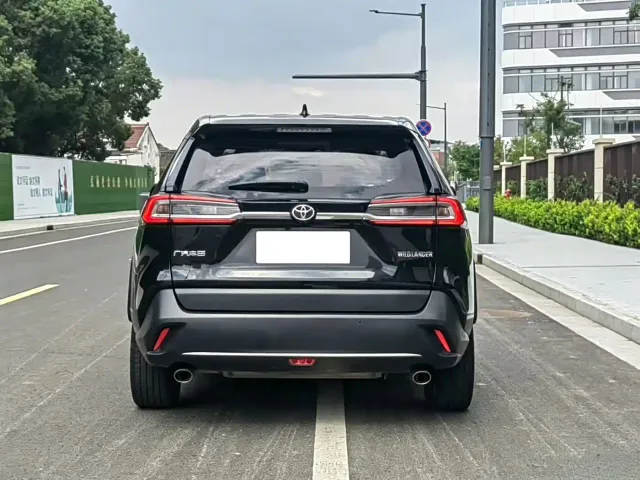Toyota Wildlander — Фото автомобиля 8