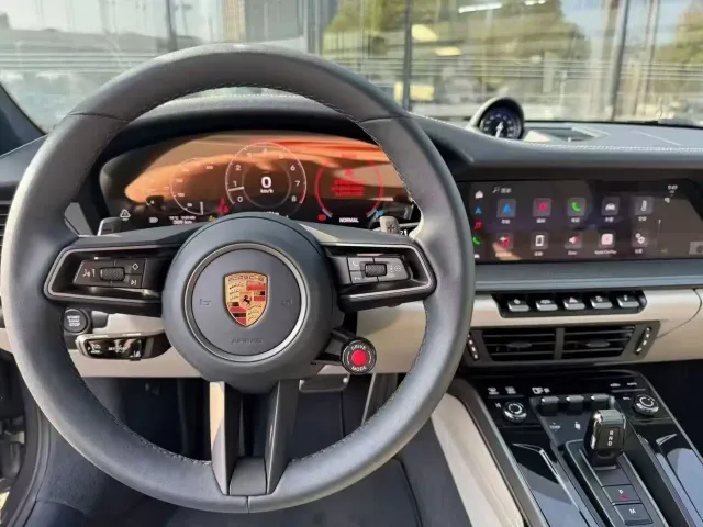 Porsche 911 — Фото автомобиля 5