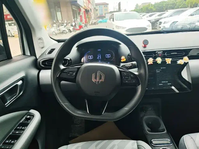 Leapmotor Leapmotor T03 2024 310 Comfort Edition — Фото автомобиля 10