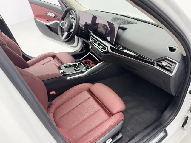 BMW 3 Series — Фото автомобиля 16