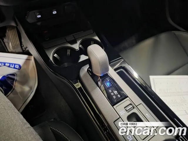 Toyota Prius 5th Gen — Фото автомобиля 14