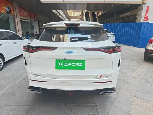 Changan Z6 — Фото автомобиля 6