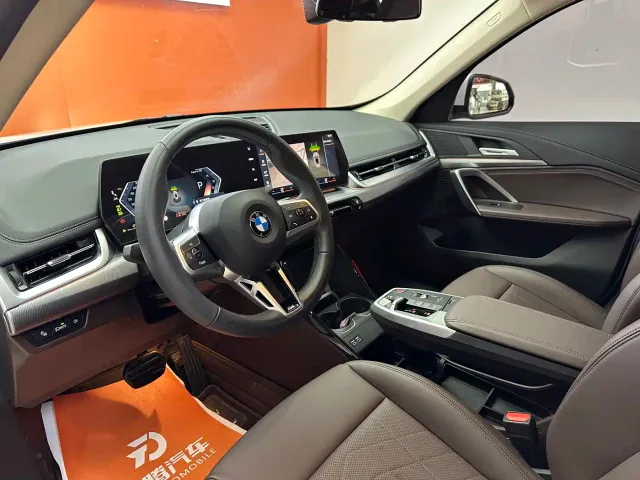BMW X1 — Фото автомобиля 11