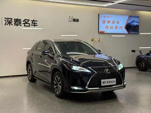Lexus RX — Фото автомобиля 3