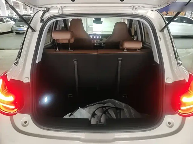 Wuling Bingo — Фото автомобиля 18