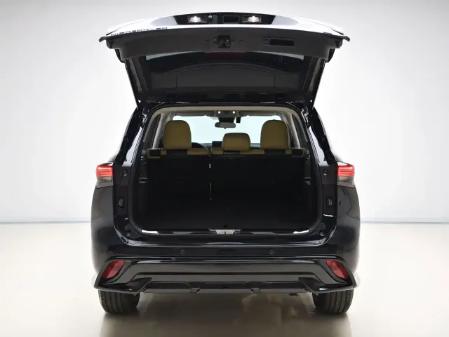 Toyota Highlander — Фото автомобиля 10