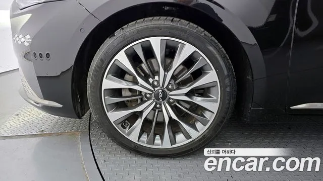 Kia K8 2.5 Бензин 2WD — Фото автомобиля 5
