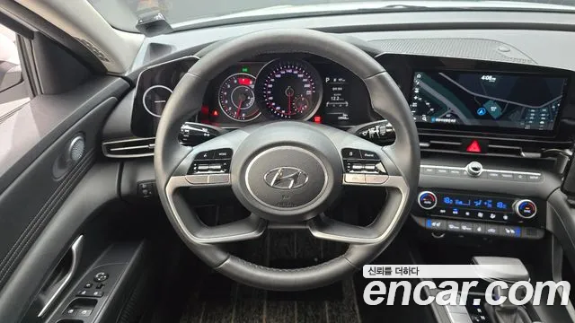 Hyundai AVANTE Avante (CN7) — Фото автомобиля 13
