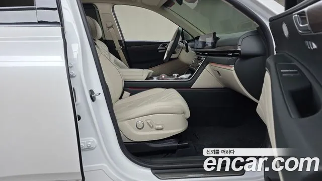 Genesis GV80 — Фото автомобиля 16
