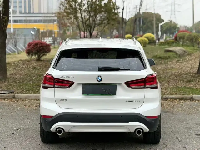 BMW X1 — Фото автомобиля 8