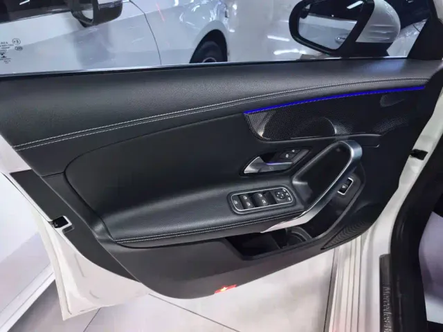 Mercedes-Benz A-Class — Фото автомобиля 9