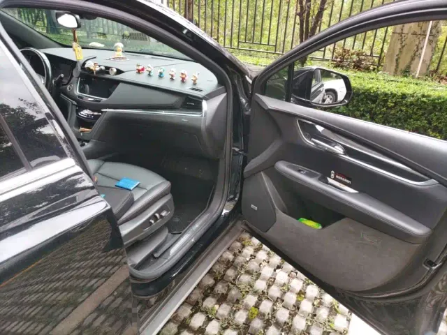 Cadillac XT5 — Фото автомобиля 17