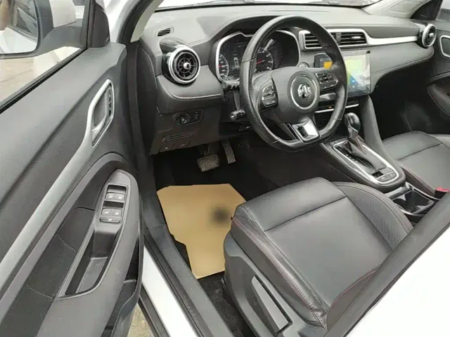 MG ZS — Фото автомобиля 15