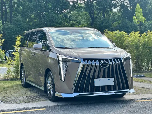 GAC Trumpchi M8 — Фото автомобиля 3