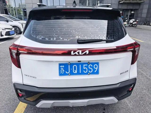 Kia Seltos — Фото автомобиля 4