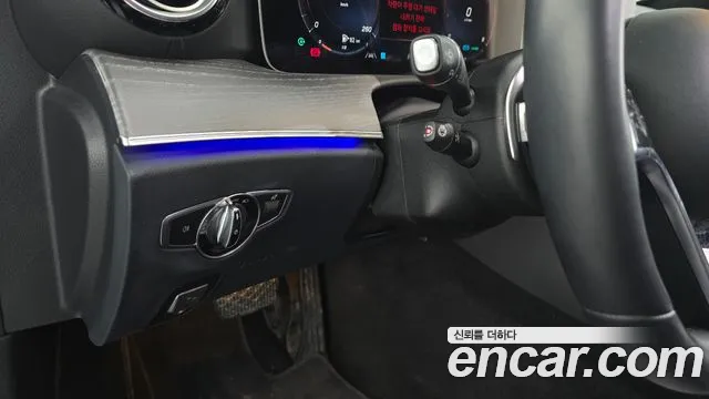 Mercedes-Benz E-Class E-класс W213 E350 4MATIC Avantgarde — Фото автомобиля 25